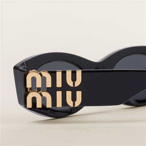 miu miu subglasses